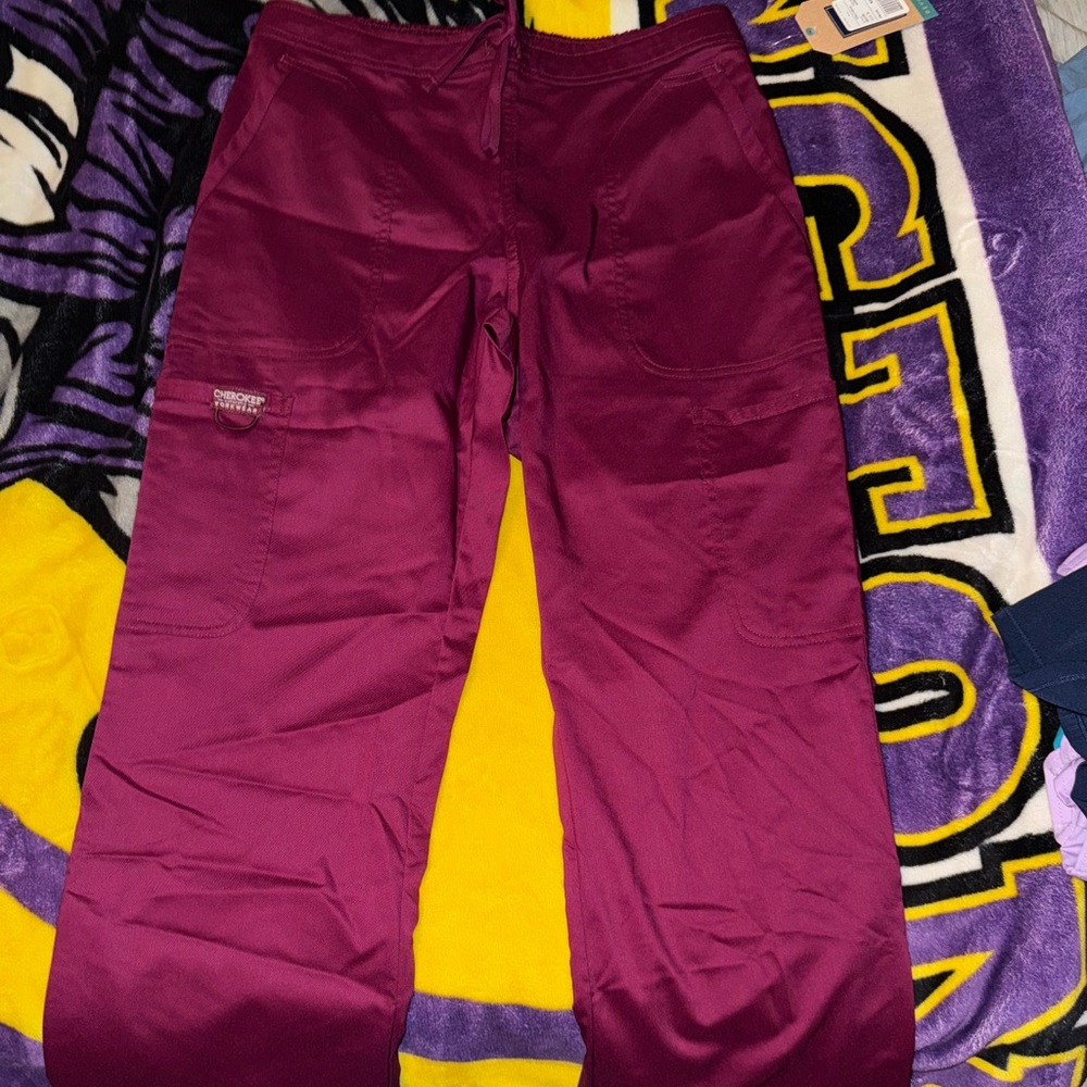 Cherokee women’s straight leg scrub bottoms